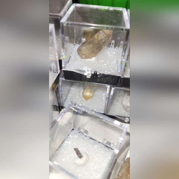 RARE All United States Found Crystals and Mineral Specimens Raw (Rare Ones Also) - Picture 10 of 14